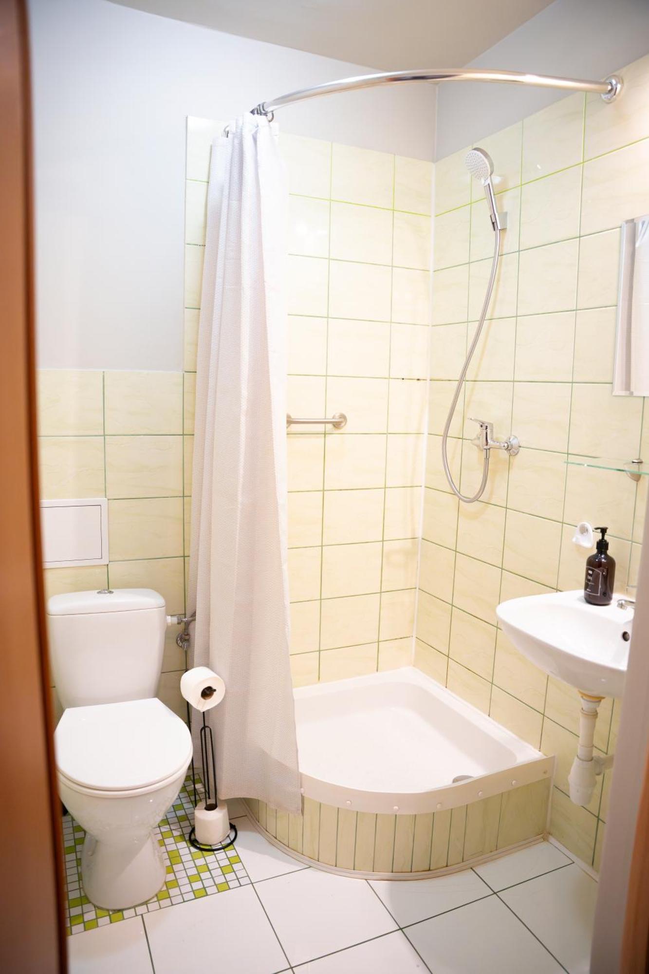 Hotelik Relax H360 Łódź Eksteriør billede